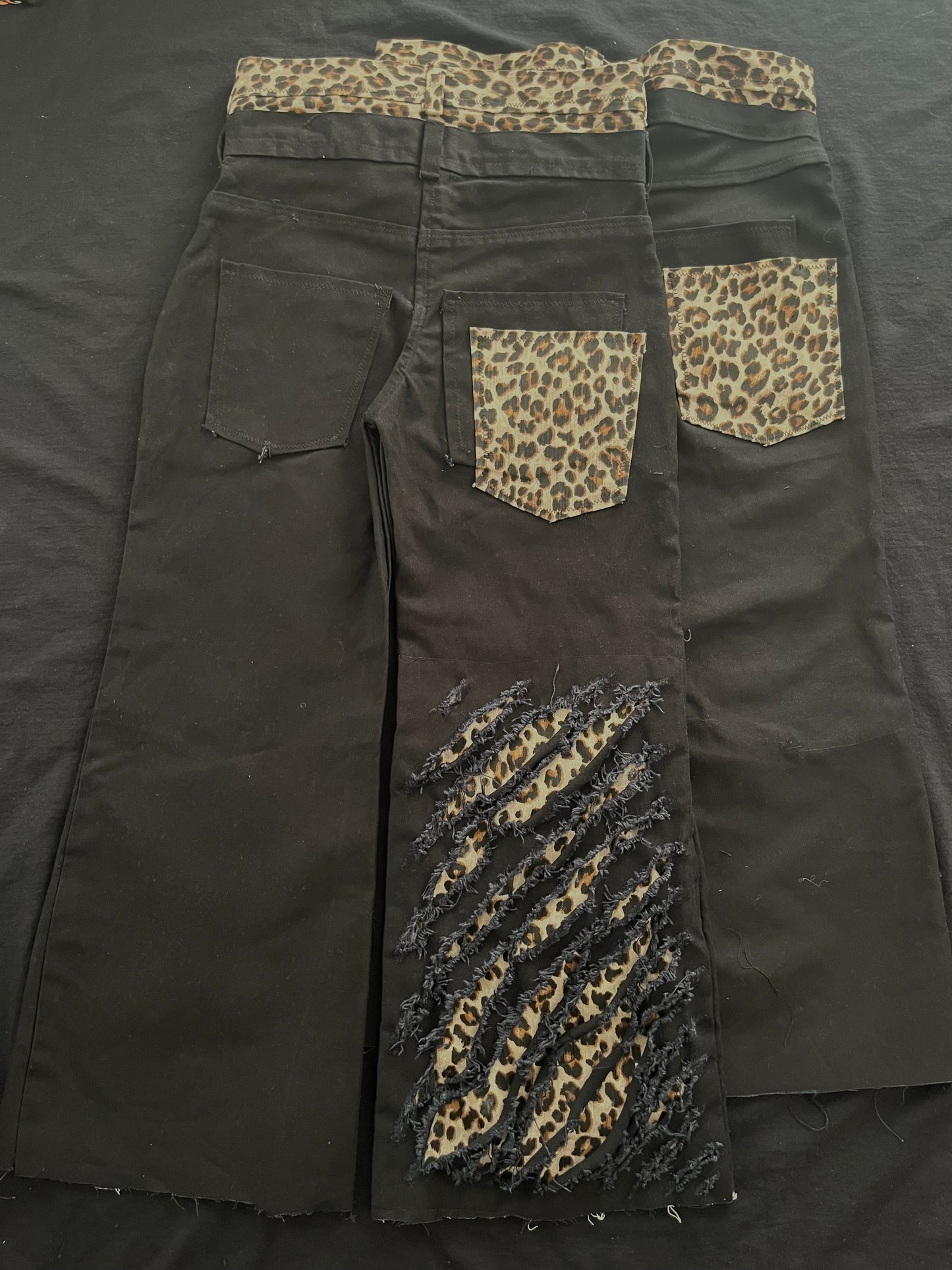 Scratch Wideleg Jeans