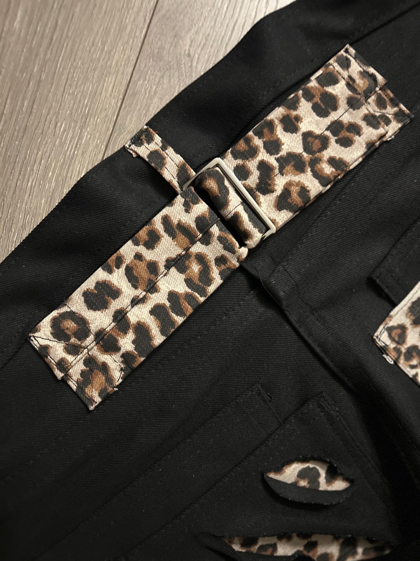 Scratch Leopard Jeans v2