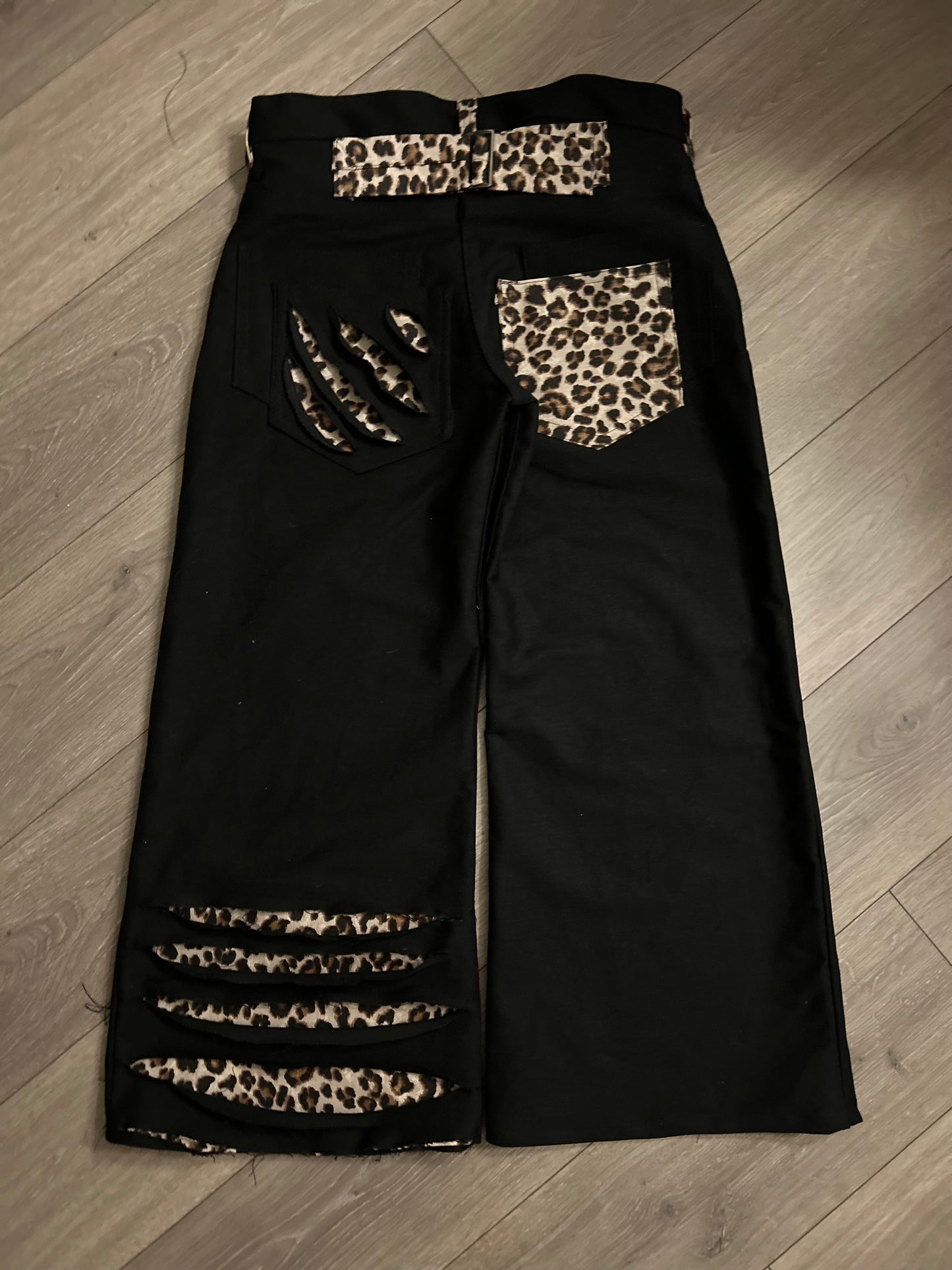 Scratch Leopard Jeans v2